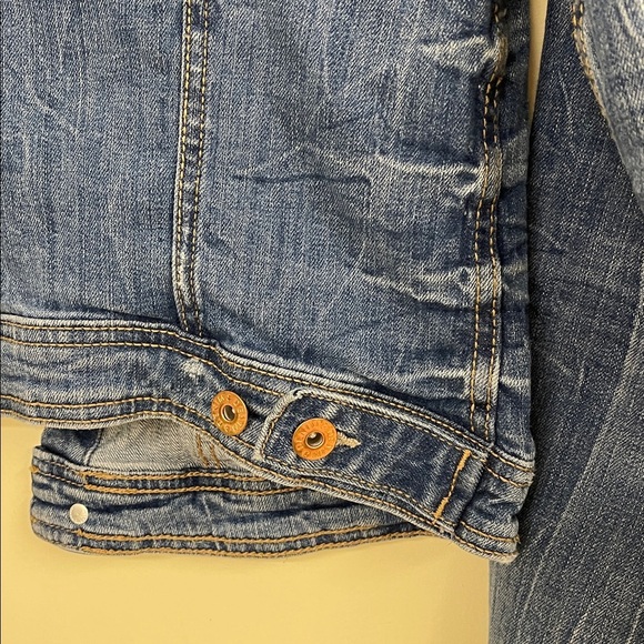 &Denim by H&M Women’s Denim Jacket Medium Wash Size 12 99% Cotton - Picture 4 of 7